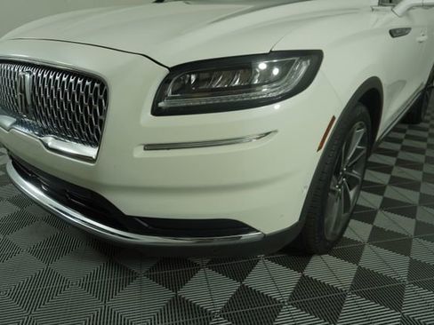 Used 2022 Lincoln Nautilus Reserve w/ Equipment Group 201A FWD image 11