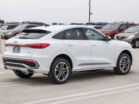 New 2026 Audi Q5 Premium AWD/4WD image 4