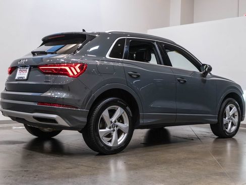 Used 2019 Audi Q3 2.0T Premium Plus w/ Premium Plus Package AWD/4WD image 9