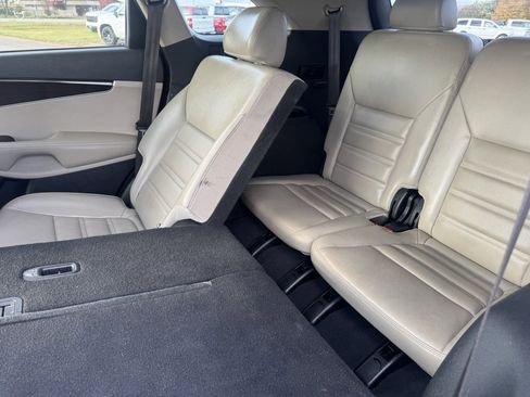 Used 2020 Kia Sorento EX image 10