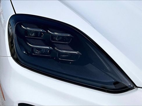 Certified 2025 Porsche Cayenne S AWD/4WD image 12