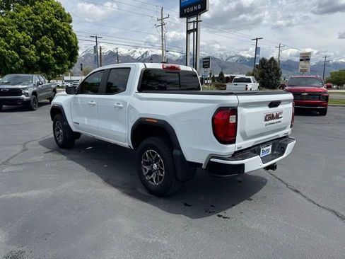Used 2024 GMC Canyon AT4 w/ AT4 Premium Package AWD/4WD image 5
