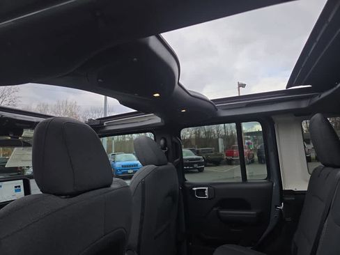 New 2026 Jeep Wrangler Sport S image 29