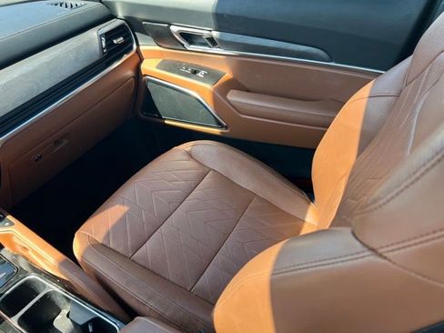 Certified 2024 Kia Telluride SX X-Pro AWD/4WD image 11