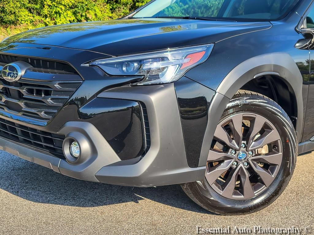 Certified 2025 Subaru Outback Onyx Edition w/ Popular Package #2 AWD/4WD image 3