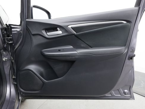 Used 2019 Honda Fit LX image 38