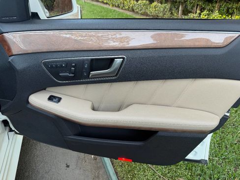 Used 2012 Mercedes-Benz E 350 Sedan image 28