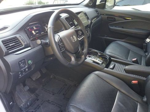 Used 2023 Honda Passport Elite image 16