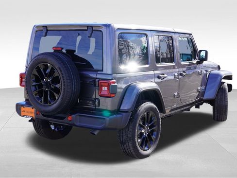 Certified 2025 Jeep Wrangler Unlimited Sahara w/ Safety Group image 5