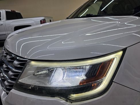 Used 2016 Ford Explorer Limited image 10