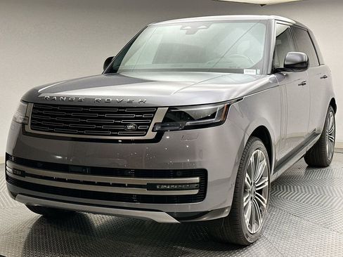 New 2026 Land Rover Range Rover Long Wheelbase SE AWD/4WD image 1