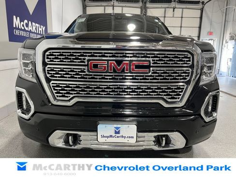 Used 2022 GMC Sierra 1500 Denali w/ Denali Premium Package AWD/4WD image 11