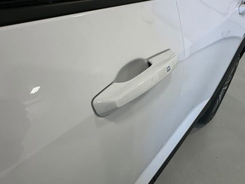 Used 2025 Chevrolet Equinox LT w/ Convenience Package II FWD image 13