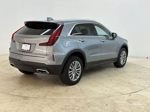 Certified 2025 Cadillac XT4 Premium Luxury FWD image 9