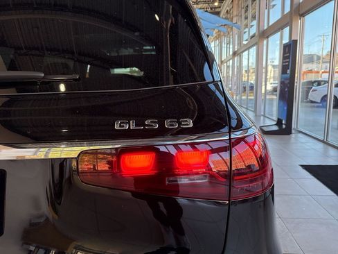 New 2025 Mercedes-Benz GLS 63 AMG 4MATIC image 8