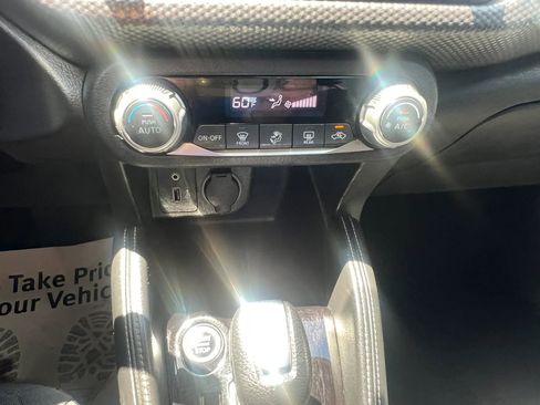 Used 2020 Nissan Kicks SV FWD image 23