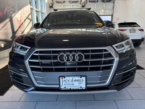 Used 2020 Audi Q5 Prestige AWD/4WD image 7