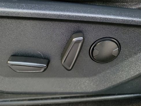 Used 2022 Ford F150 XLT w/ Equipment Group 302A High image 20