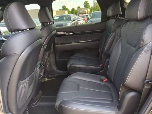 Used 2025 Hyundai Palisade Calligraphy AWD/4WD image 13
