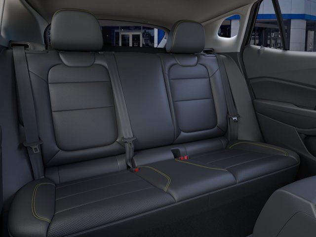 New 2026 Chevrolet Trax ACTIV w/ Sunroof Package FWD image 17