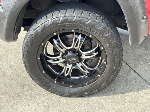 Used 2011 Toyota Tacoma PreRunner w/ SR5 Pkg #2 RWD image 12