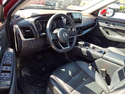 Used 2023 Nissan Rogue SV AWD/4WD image 6