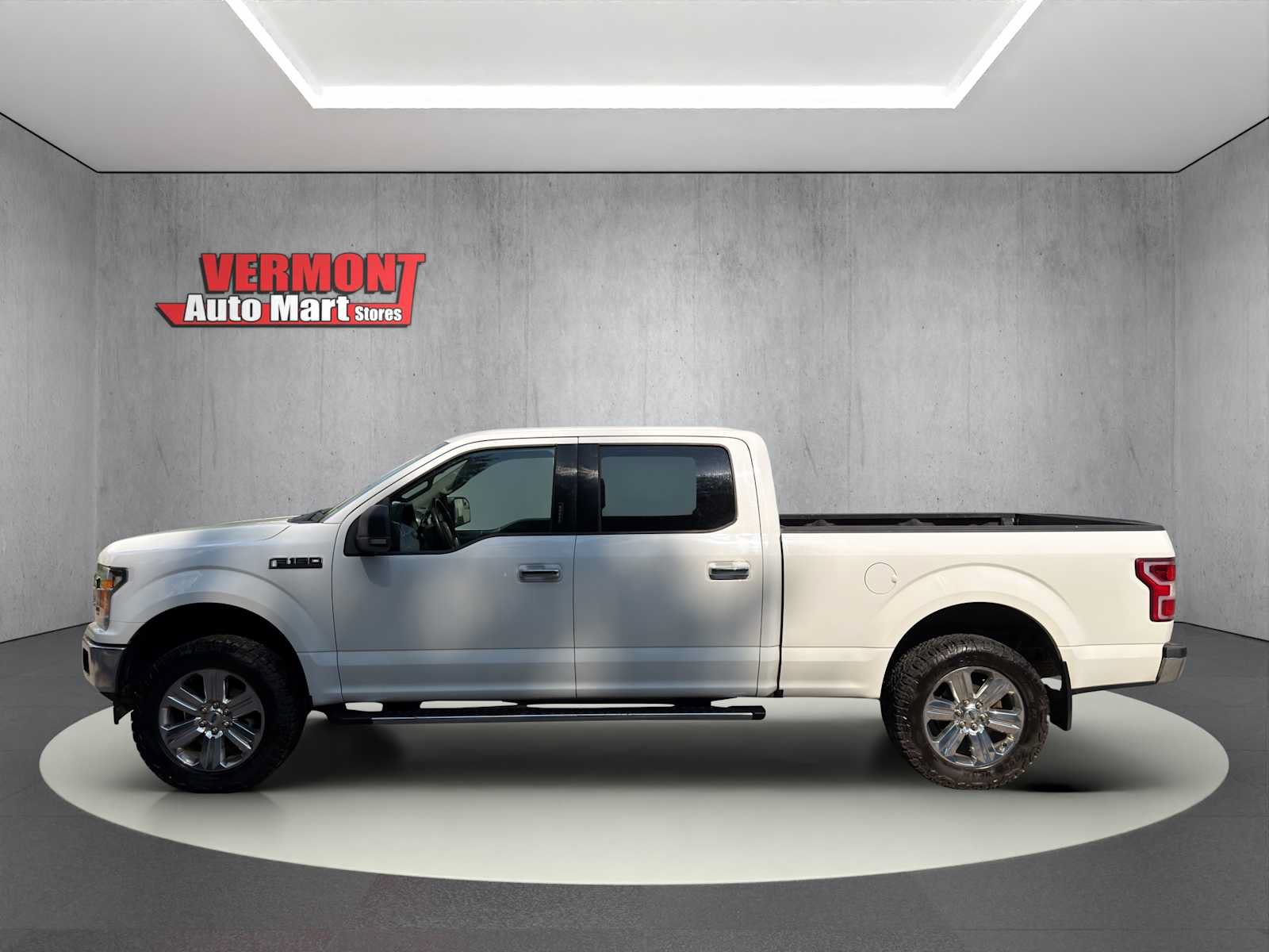Used 2019 Ford F150 XLT w/ Equipment Group 302A Luxury AWD/4WD image 5