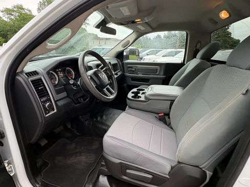 Used 2018 RAM 2500 Tradesman w/ Chrome Appearance Group AWD/4WD image 15