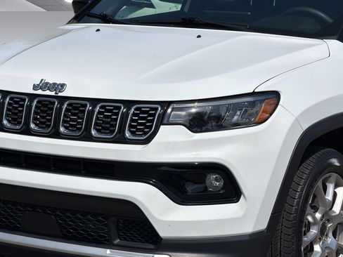 Used 2025 Jeep Compass Limited AWD/4WD image 11