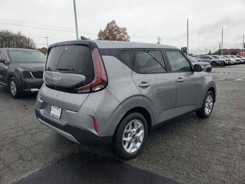 New 2025 Kia Soul LX image 6