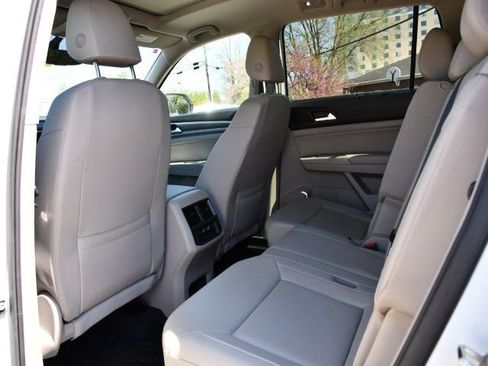 Used 2021 Volkswagen Atlas SE AWD/4WD image 16