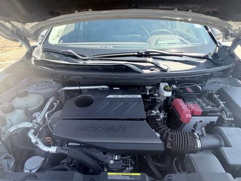 Certified 2022 Nissan Rogue Platinum w/ Head-Up Display Package image 39