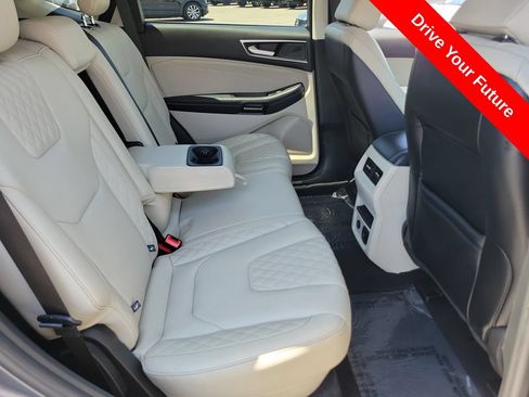 Used 2024 Ford Edge Titanium AWD/4WD image 20