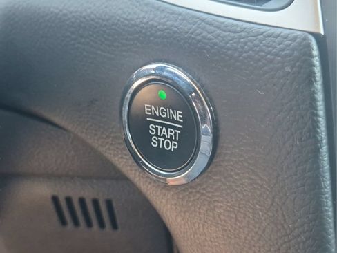 Used 2024 Ford Edge SEL AWD/4WD image 25