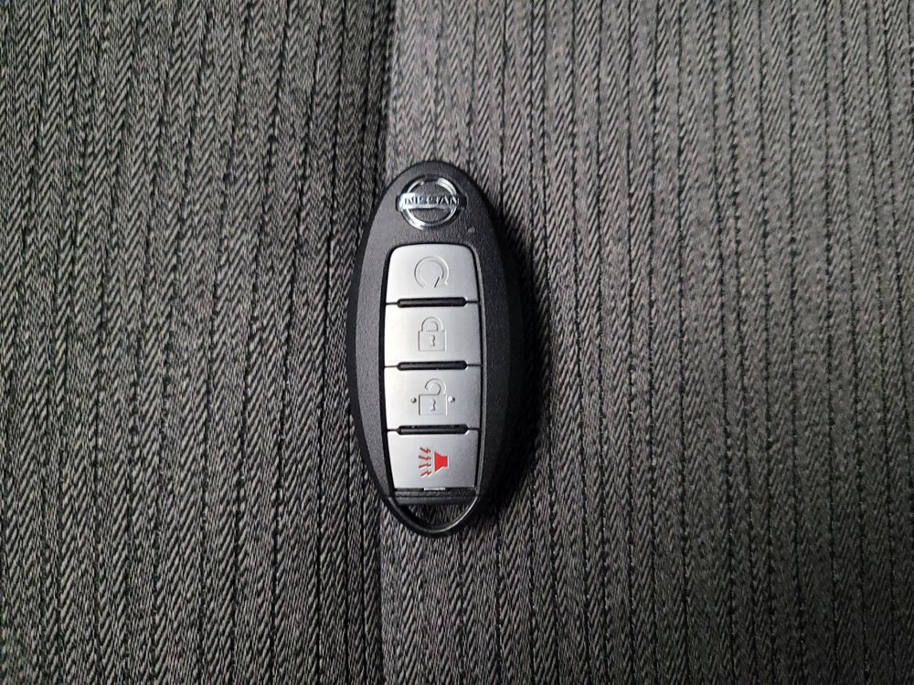 Used 2021 Nissan Rogue SV FWD image 32