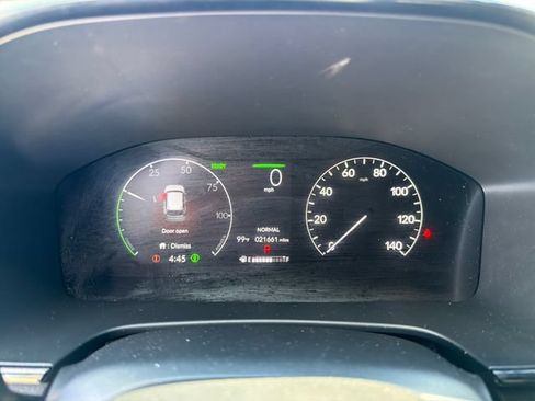 Used 2025 Honda CR-V Sport-L image 18