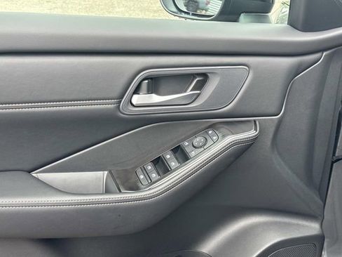 New 2026 Nissan Rogue Dark Armor AWD/4WD image 24