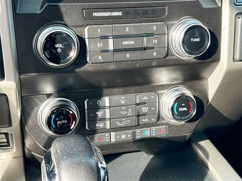 Used 2020 Ford F150 Lariat w/ Equipment Group 502A Luxury image 14