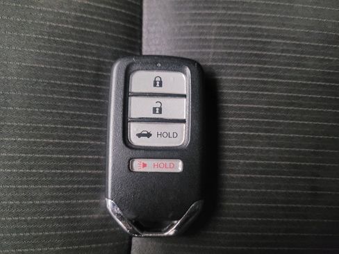 Used 2019 Honda Accord LX image 32