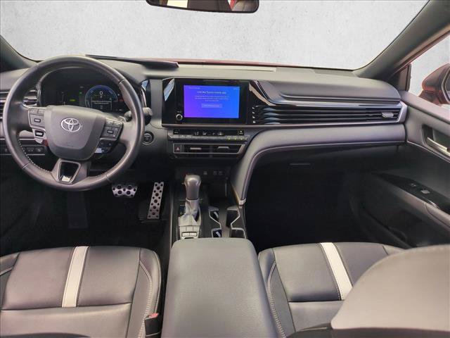 Certified 2025 Toyota Camry SE FWD image 17
