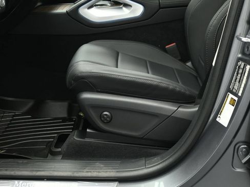 Used 2025 Mercedes-Benz GLE 350 4MATIC image 10