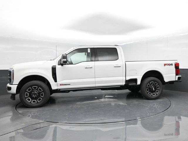 Certified 2025 Ford F250 Platinum AWD/4WD image 4