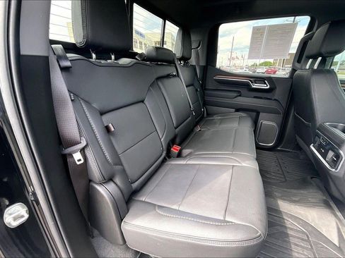 Used 2024 GMC Sierra 1500 Denali w/ Technology Package AWD/4WD image 24