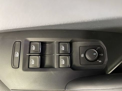 New 2026 Volkswagen Jetta SEL FWD image 29