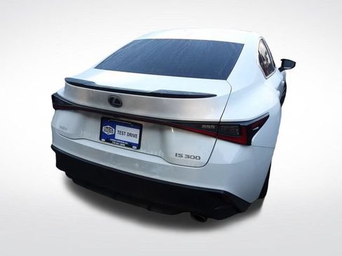 Used 2024 Lexus IS 300 F Sport RWD image 15