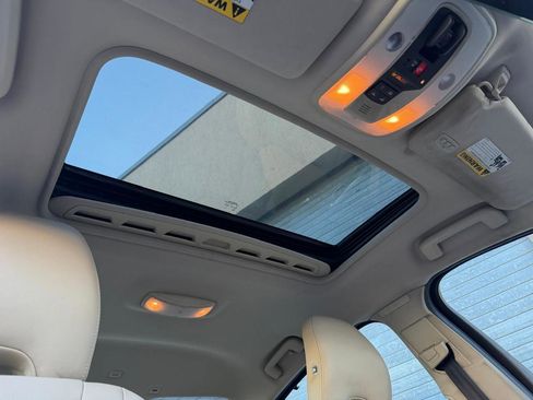 Used 2018 Volvo S60 T5 Inscription image 13