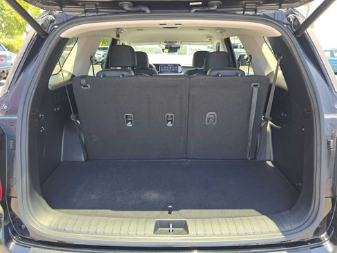 Used 2023 Hyundai Palisade SEL FWD image 15