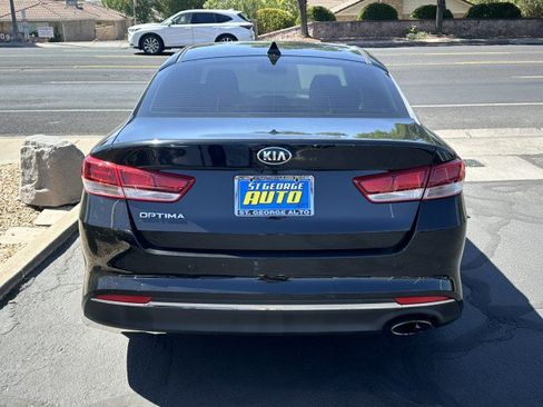 Used 2018 Kia Optima LX w/ 17" Alloy Wheels Package FWD image 4