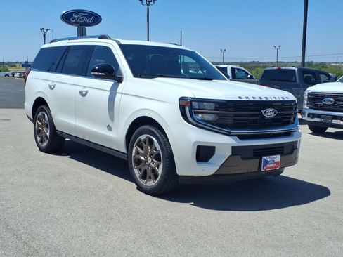 New 2027 Ford Expedition King Ranch AWD/4WD image 3