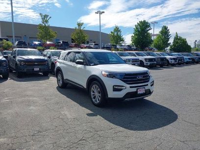 Certified 2023 Ford Explorer XLT w/ Equipment Group 202A